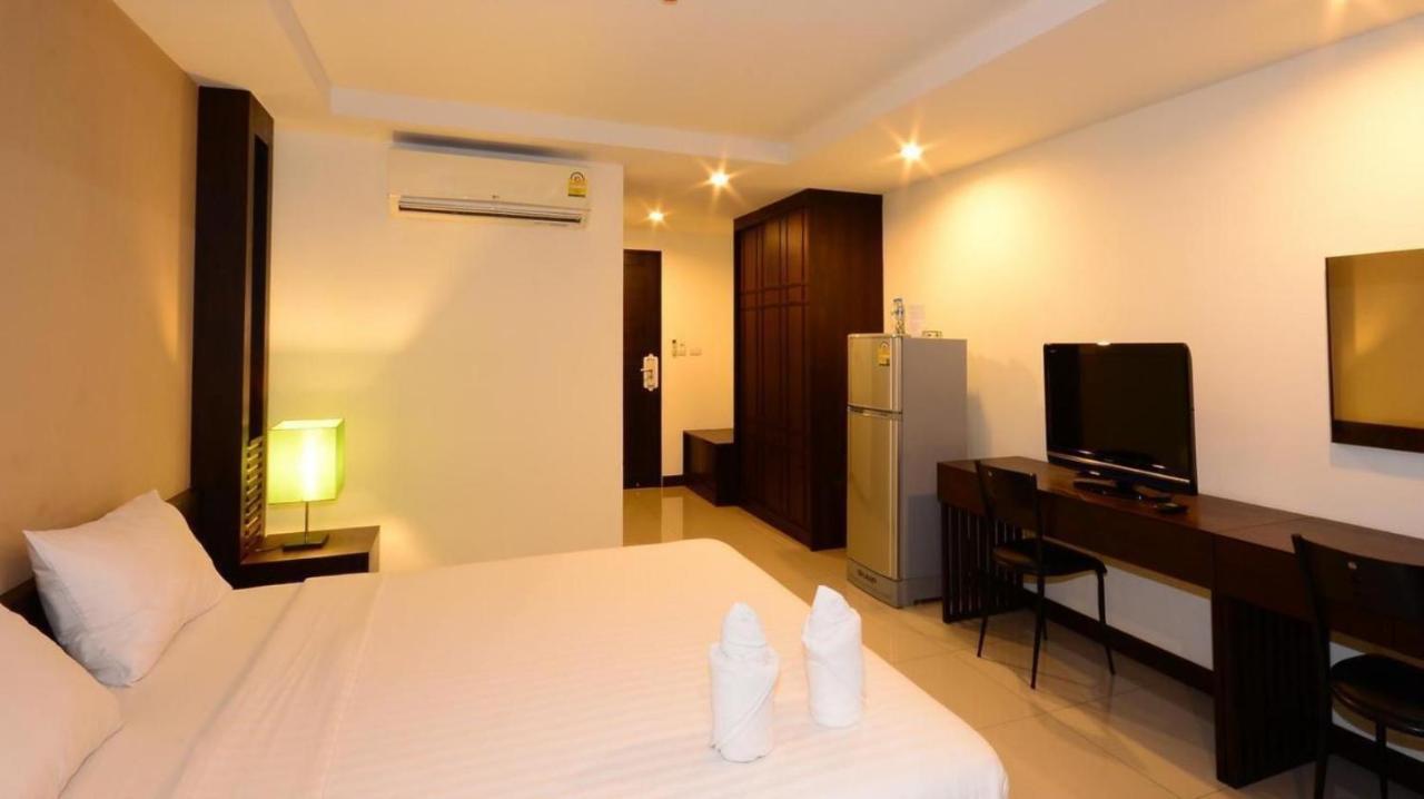 Tycoon Suite By Goad Avadhess Hospitality 1Km Walking Street Pattaya Beach Bagian luar foto