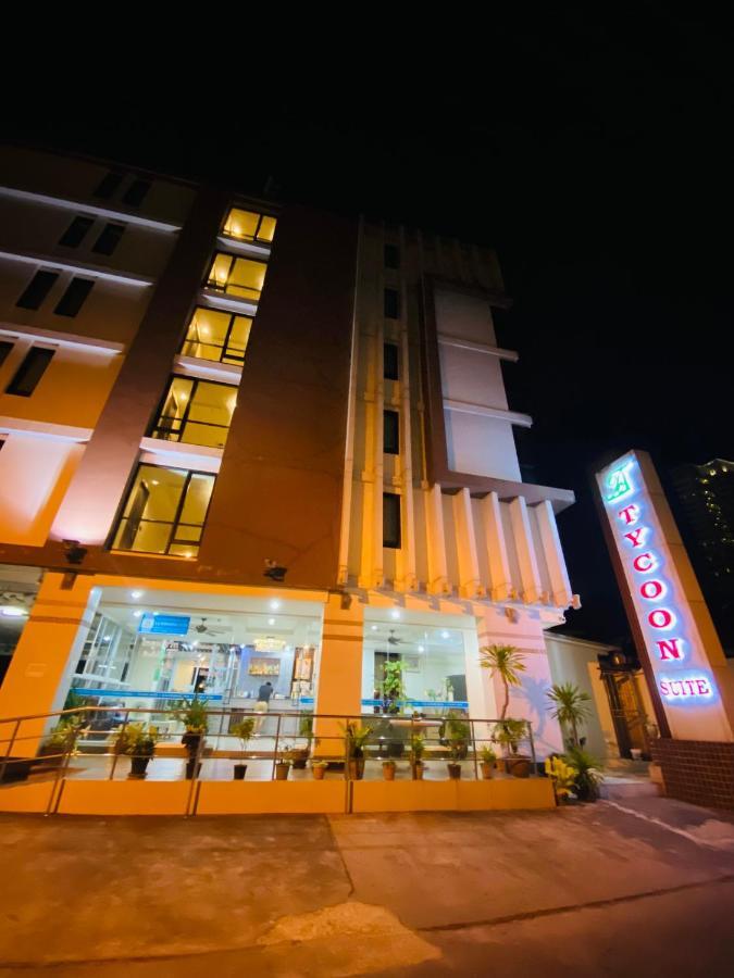 Tycoon Suite By Goad Avadhess Hospitality 1Km Walking Street Pattaya Beach Bagian luar foto