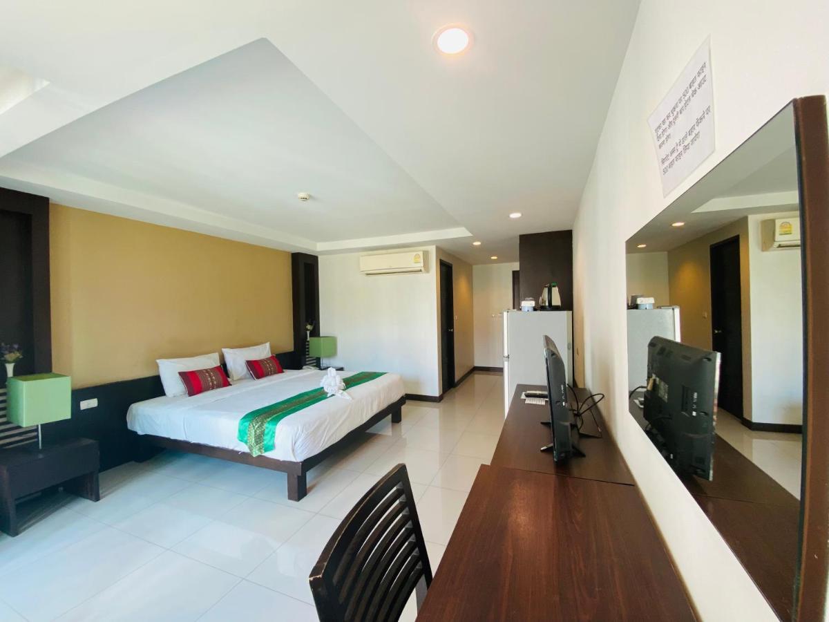 Tycoon Suite By Goad Avadhess Hospitality 1Km Walking Street Pattaya Beach Bagian luar foto