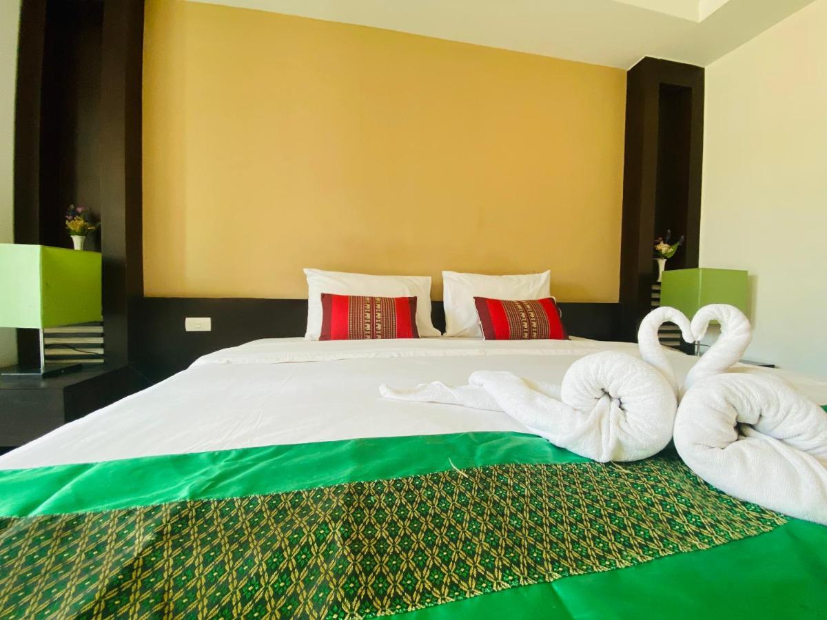 Tycoon Suite By Goad Avadhess Hospitality 1Km Walking Street Pattaya Beach Bagian luar foto